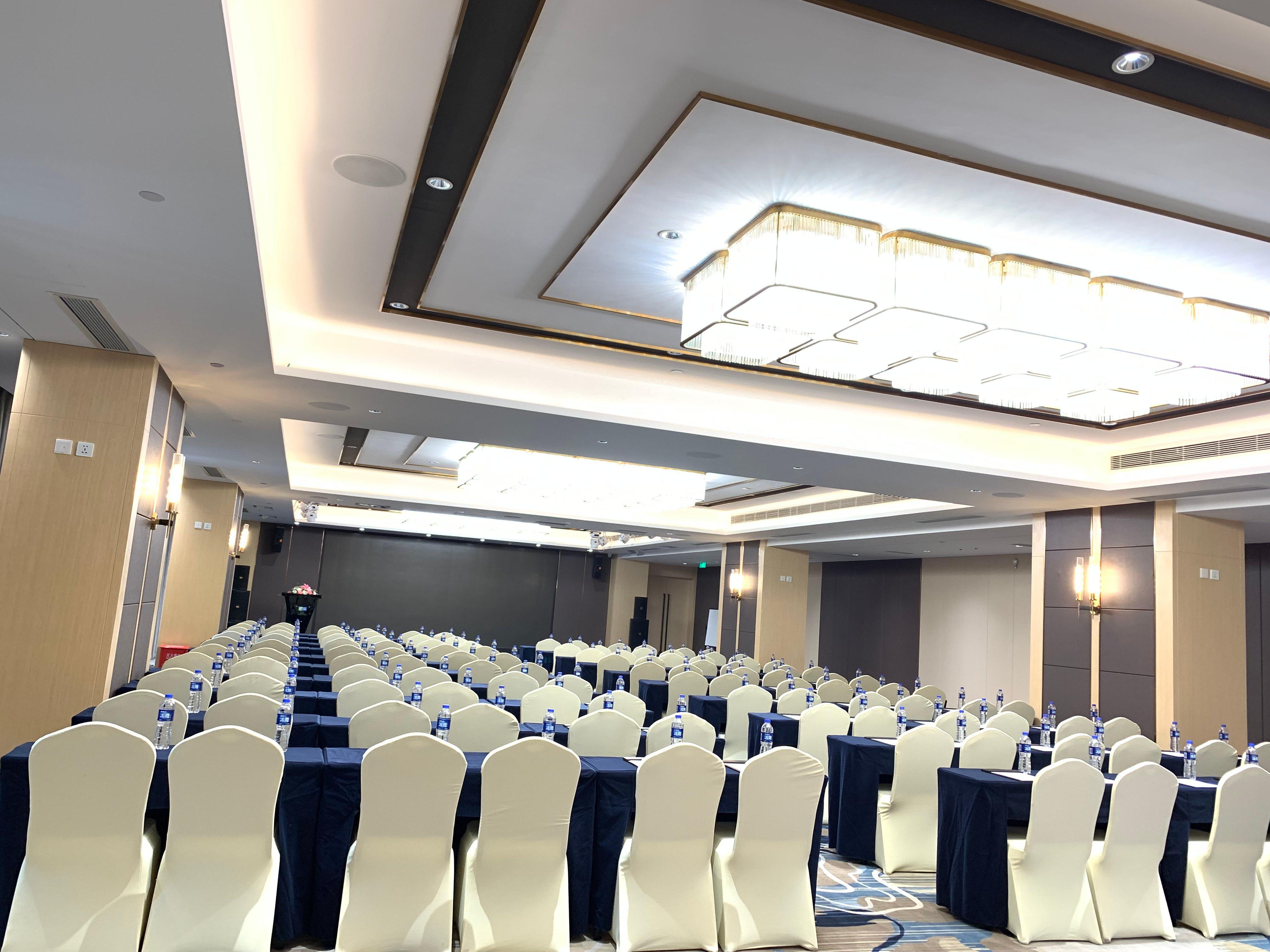 Holiday Inn Express Chengdu Tianhe By Ihg Pixian Exterior photo
