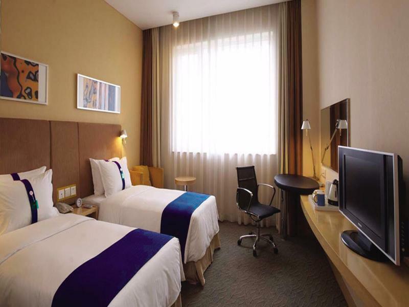 Holiday Inn Express Chengdu Tianhe By Ihg Pixian Exterior photo